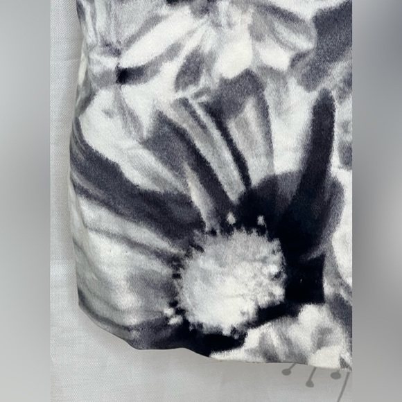 Joe Fresh Women’s Dress 8 Black White Floral Sleeveless - Picture 3 of 10